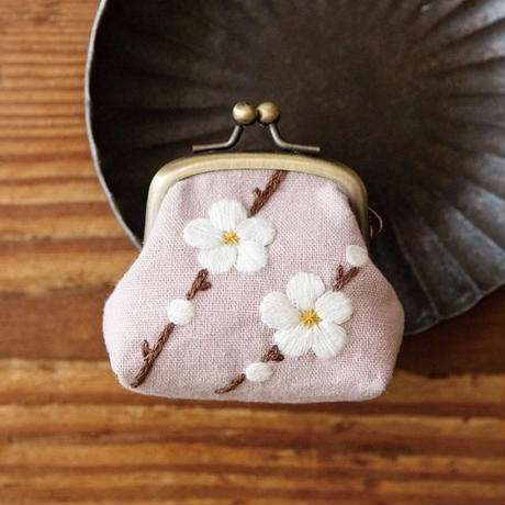 Pink coin purse online